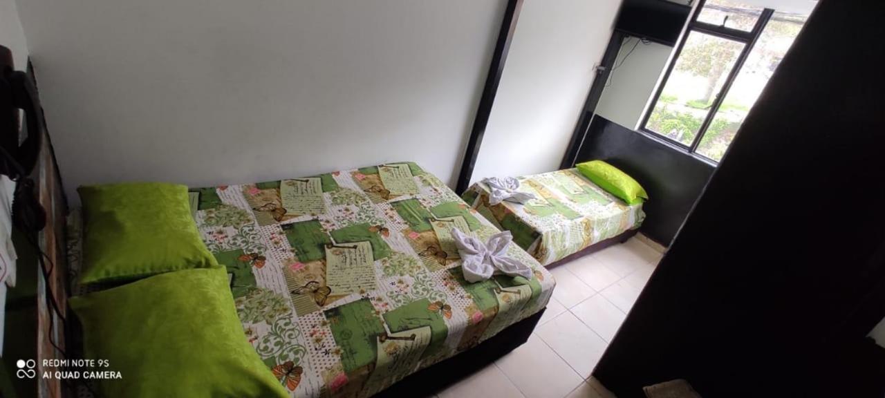 El Amanercer Parque Del Agua Residencia Muy Central Hotel Manizales Eksteriør billede